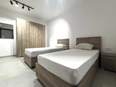 3 bed Apartment For Rent in Naxxar, Naxxar - thumb 5