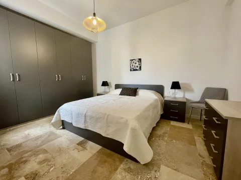 3 bed Apartment For Rent in Sliema, Sliema - thumb 4