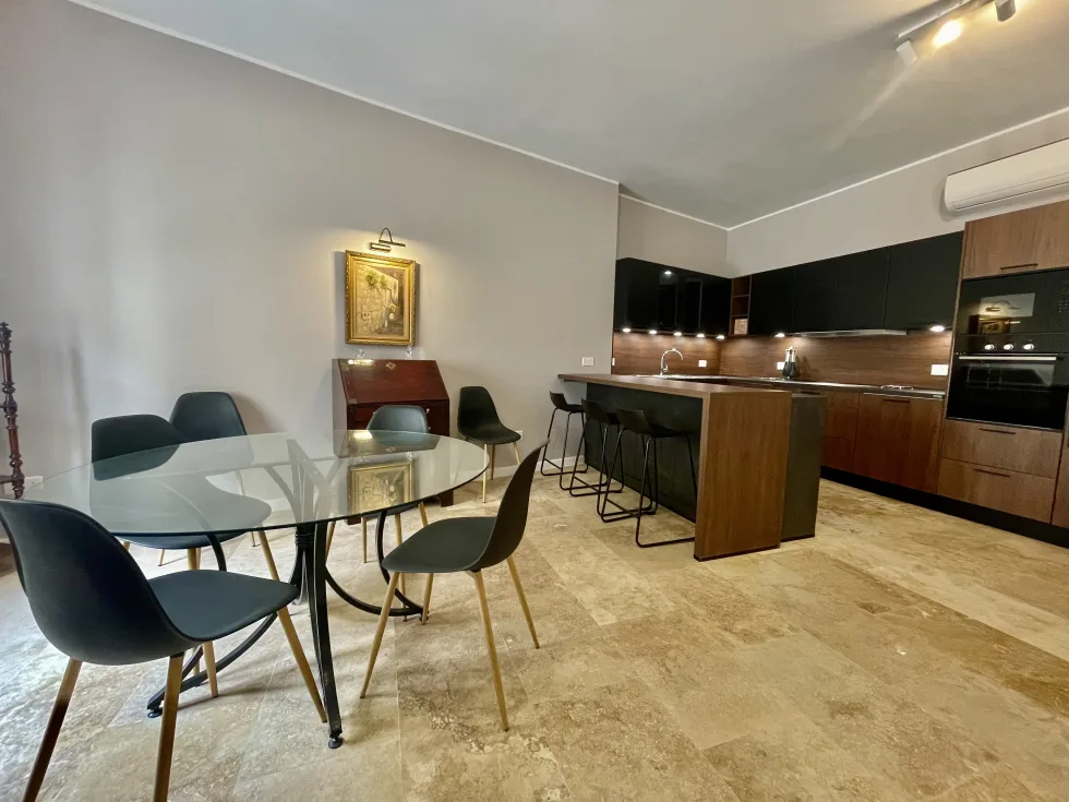 2 bed Apartment For Rent in Sliema, Sliema - thumb 3