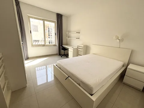 3 bed Apartment For Rent in Sliema, Sliema - thumb 7