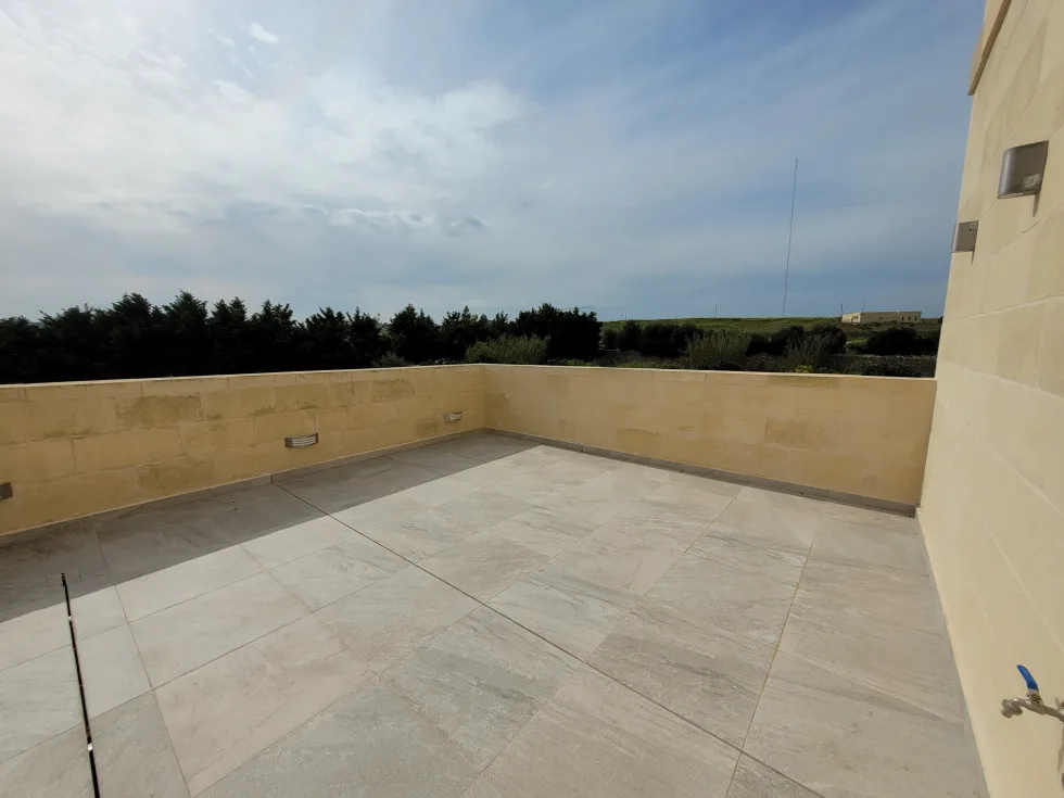 5 bed Villa For Rent in Mosta, Mosta - thumb 2