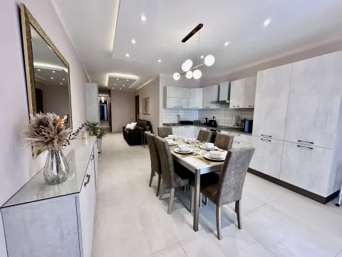 3 bed Apartment For Rent in Gzira, Gzira - thumb 1