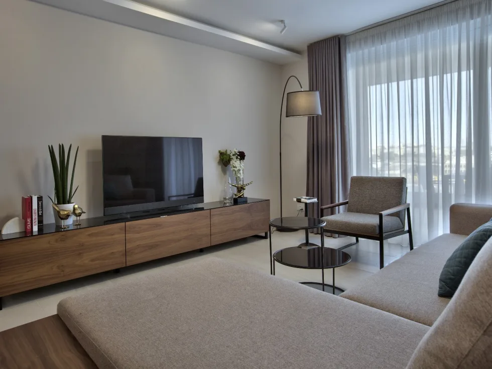 2 bed Apartment For Rent in Sliema, Sliema - thumb 6