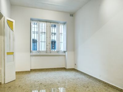 3 bed Town House For Rent in Sliema, Sliema - thumb 8