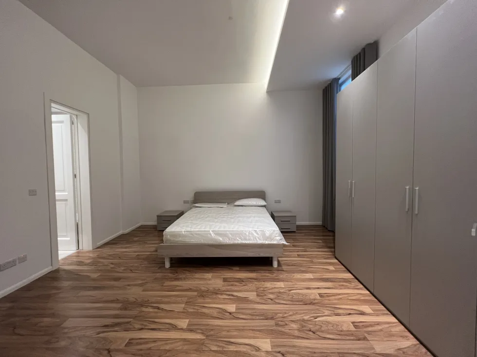 2 bed Maisonette For Rent in Sliema, Sliema - thumb 5