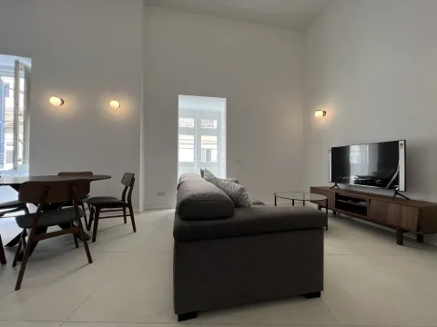 3 bed Apartment For Rent in Sliema, Sliema - thumb 2