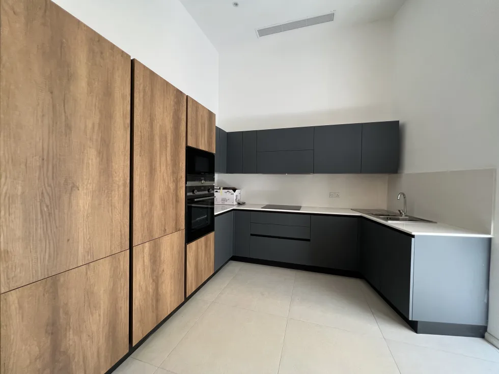 3 bed Apartment For Rent in Sliema, Sliema - thumb 4