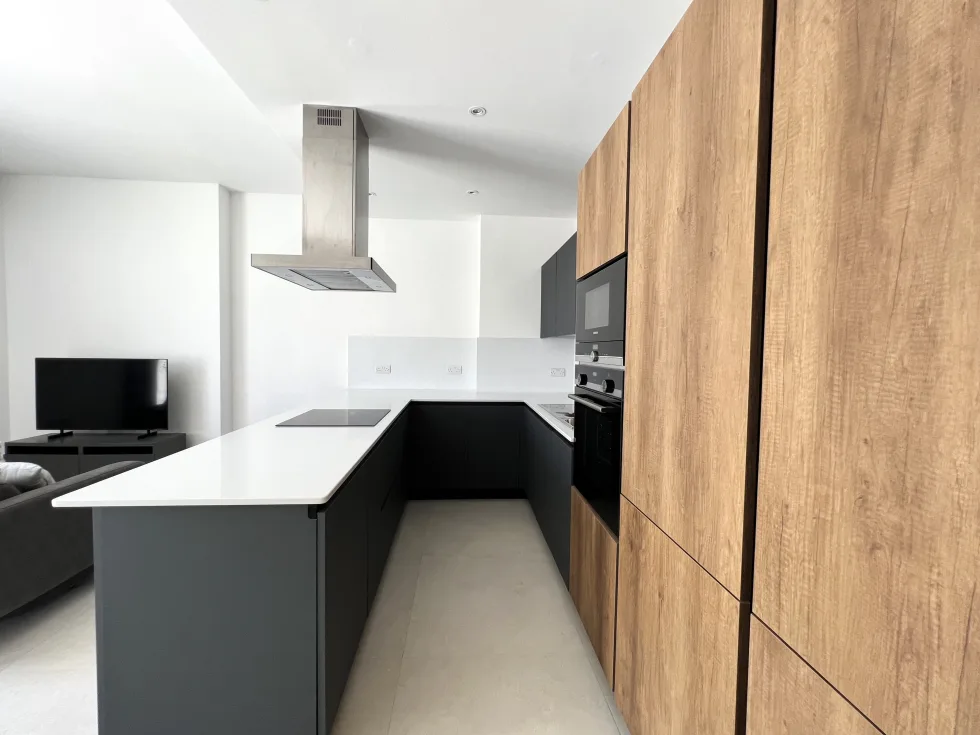 2 bed Penthouse For Rent in Sliema, Sliema - thumb 3