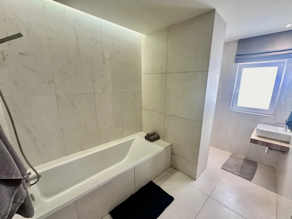 4 bed Apartment For Rent in Mosta, Mosta - thumb 12