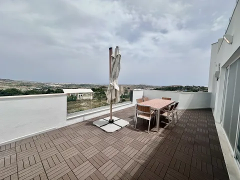 4 bed Apartment For Rent in Mosta, Mosta - thumb 2