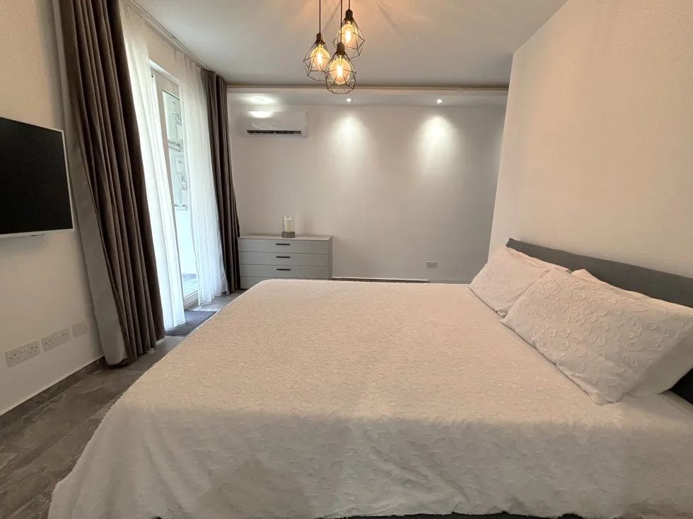 2 bed Apartment For Rent in St Julian's, St Julian's - thumb 6