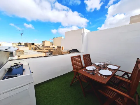 3 bed Terraced House For Rent in Sliema, Sliema - thumb 7
