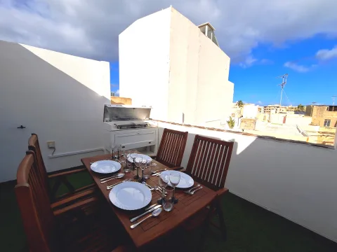 3 bed Terraced House For Rent in Sliema, Sliema - thumb 8