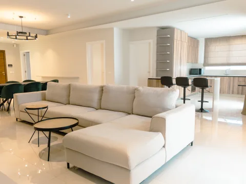 4 bed Penthouse For Rent in Mosta, Mosta - thumb 1