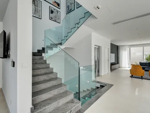 4 bed Villa For Rent in Bahar ic-Caghaq, Bahar ic-Caghaq - thumb 11