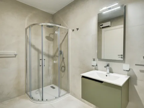 4 bed Villa For Rent in Bahar ic-Caghaq, Bahar ic-Caghaq - thumb 17