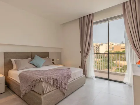 3 bed Apartment For Rent in Sliema, Sliema - thumb 9