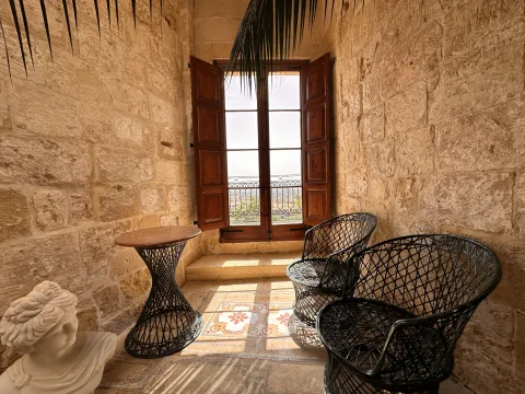 2 bed Palazzo For Rent in Mdina, Mdina - thumb 2