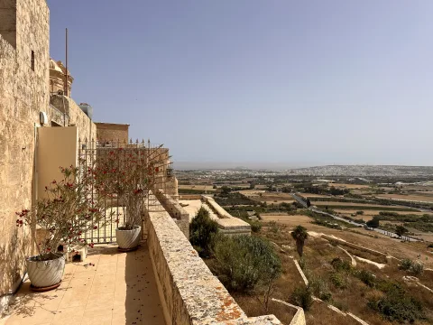 2 bed Palazzo For Rent in Mdina, Mdina - thumb 3