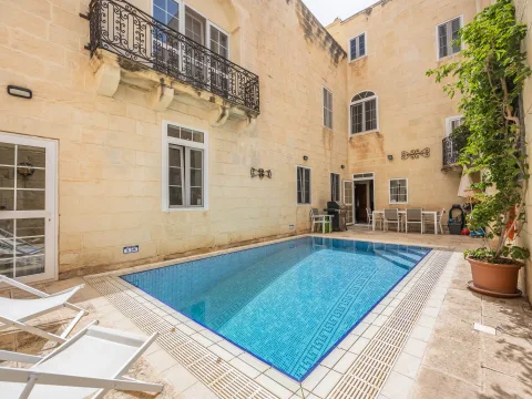 3 bed Town House For Sale in Sliema, Sliema - thumb 1
