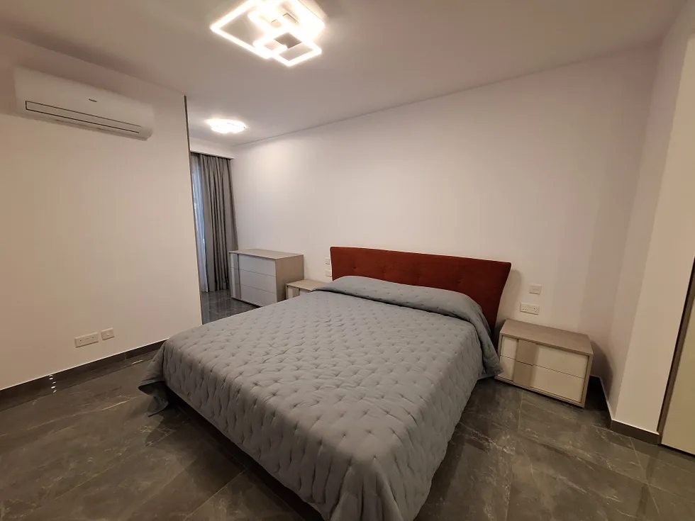 3 bed Apartment For Rent in Sliema, Sliema - thumb 5