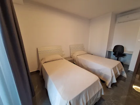 3 bed Apartment For Rent in Sliema, Sliema - thumb 6