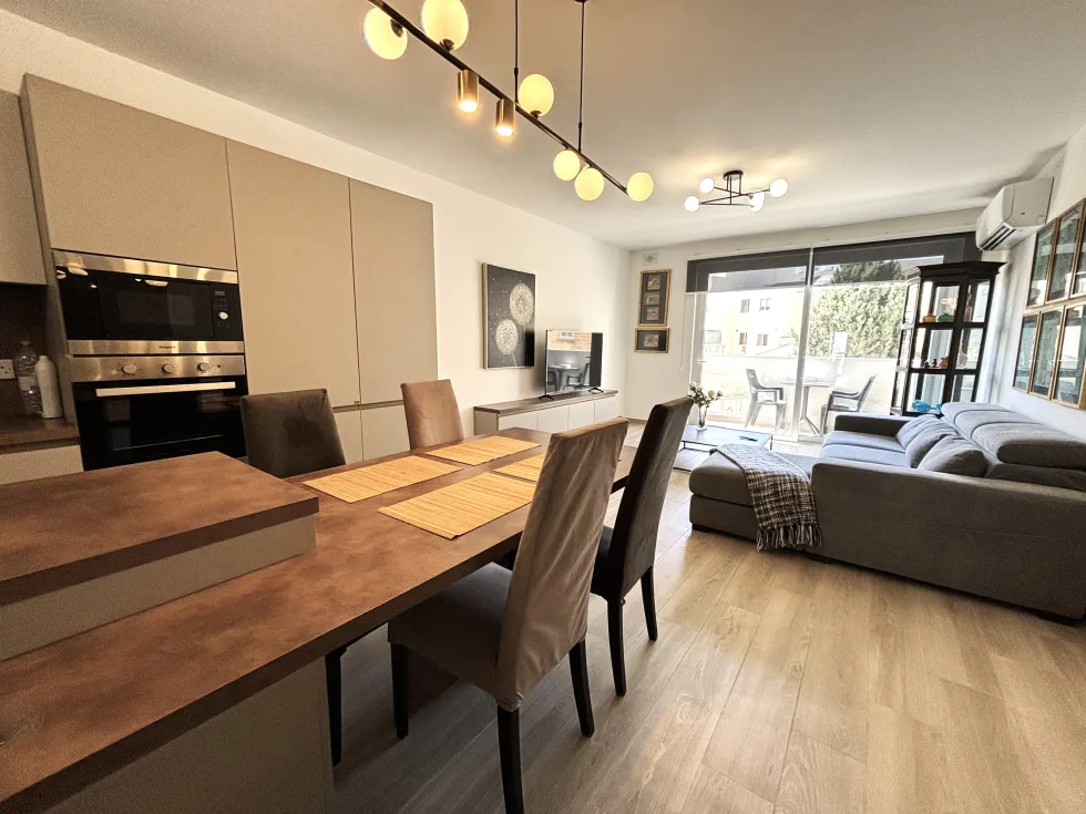 2 bed Apartment For Rent in Ta' Xbiex, Ta' Xbiex - thumb 3