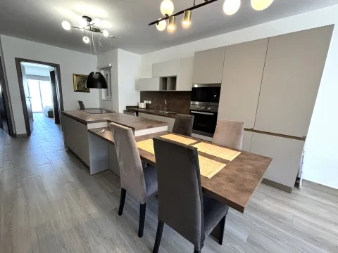 2 bed Apartment For Rent in Ta' Xbiex, Ta' Xbiex - thumb 7