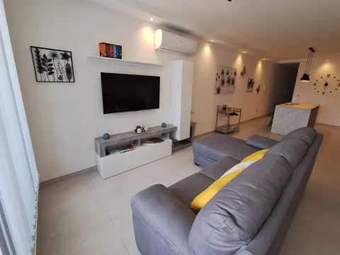 3 bed Maisonette For Rent in Swieqi, Swieqi - thumb 6