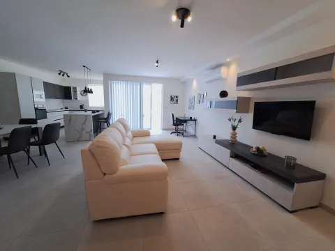 3 bed Apartment For Rent in Swieqi, Swieqi - thumb 1