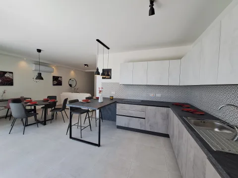 3 bed Penthouse For Rent in Swieqi, Swieqi - thumb 2