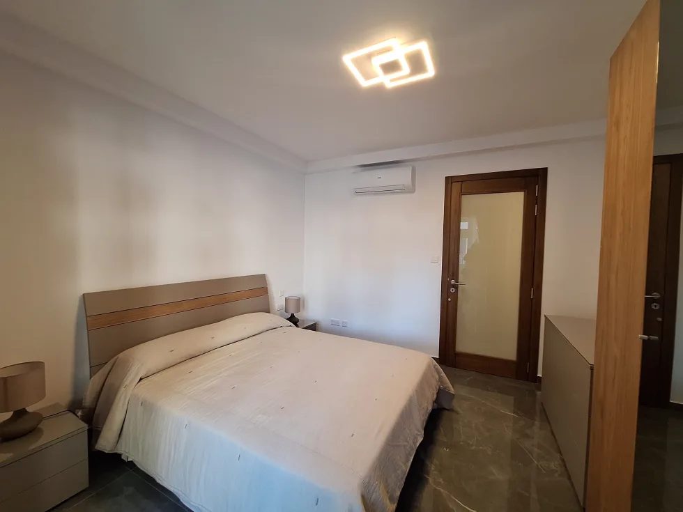 2 bed Apartment For Rent in Sliema, Sliema - thumb 6