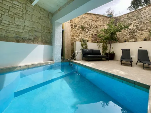 6 bed House of Character For Sale in Naxxar, Naxxar - thumb 2