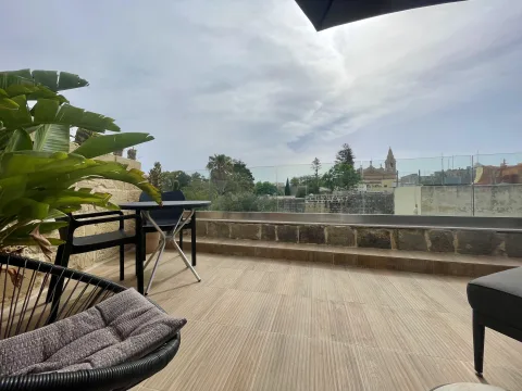 6 bed House of Character For Sale in Naxxar, Naxxar - thumb 3