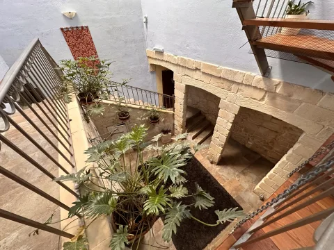 6 bed House of Character For Sale in Naxxar, Naxxar - thumb 7