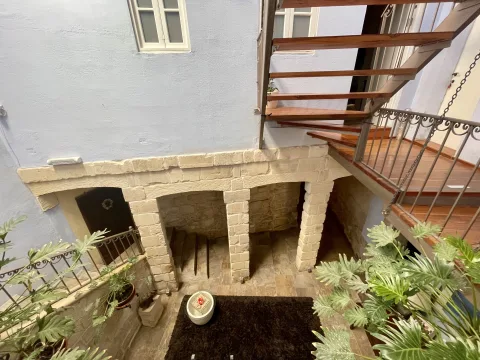 6 bed House of Character For Sale in Naxxar, Naxxar - thumb 8