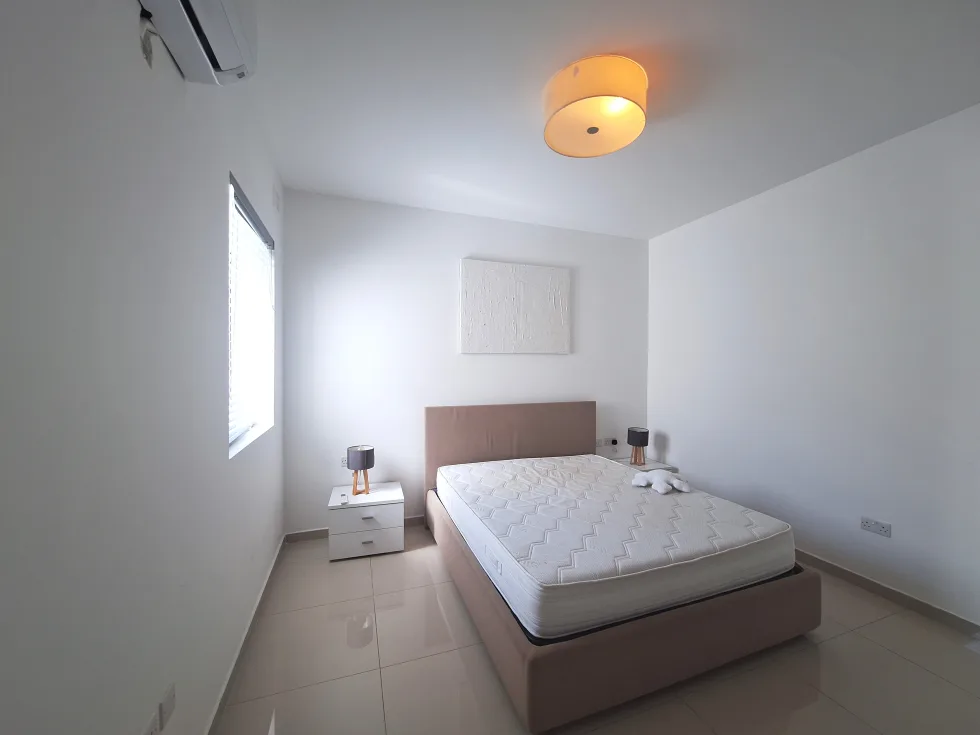 2 bed Penthouse For Rent in Sliema, Sliema - thumb 3