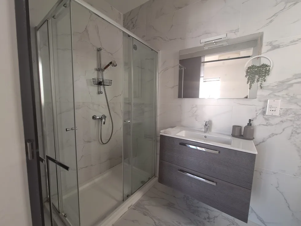 2 bed Penthouse For Rent in Sliema, Sliema - thumb 4