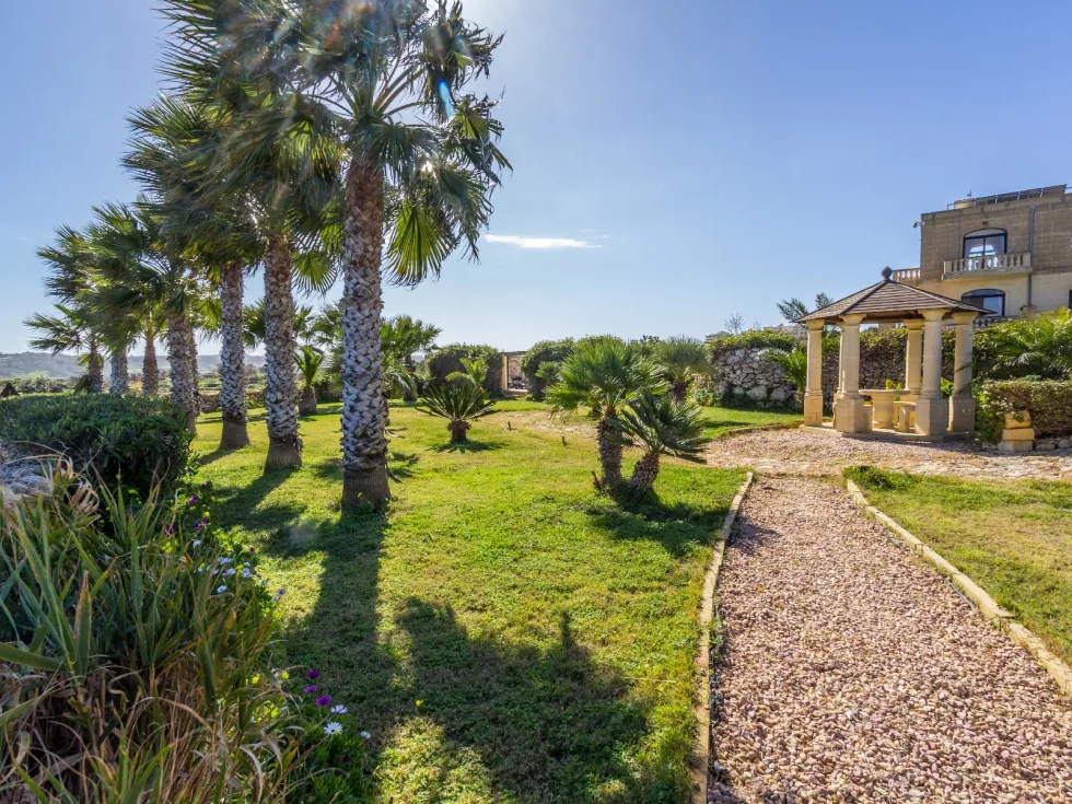 5 bed Villa For Sale in Xaghra, Gozo, Xaghra, Gozo - thumb 6
