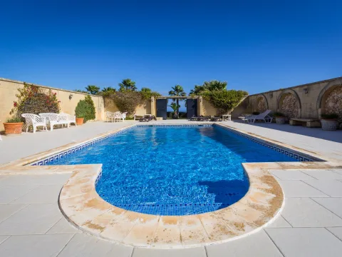 5 bed Villa For Sale in Xaghra, Gozo, Xaghra, Gozo - thumb 7