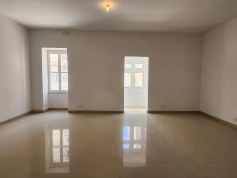 2 bed Apartment For Sale in Sliema, Sliema - thumb 3