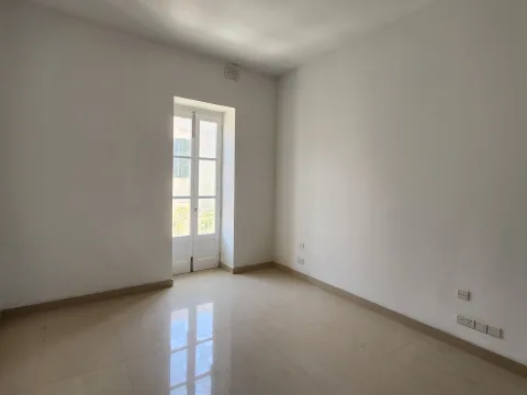 2 bed Apartment For Sale in Sliema, Sliema - thumb 5