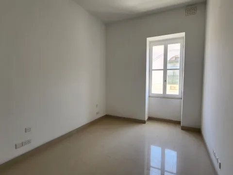 2 bed Apartment For Sale in Sliema, Sliema - thumb 7