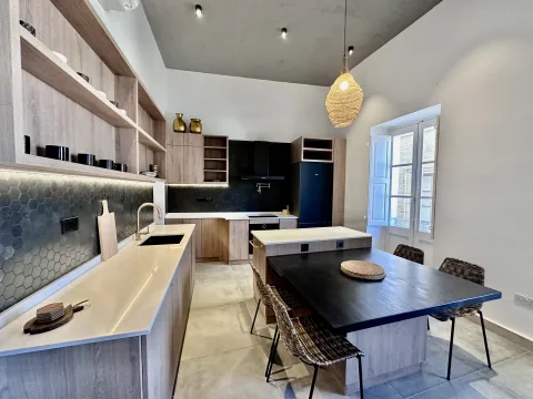 4 bed Town House For Rent in Cospicua, Cospicua - thumb 4