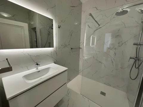 2 bed Apartment For Rent in Sliema, Sliema - thumb 8