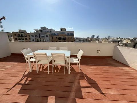 1 bed Penthouse For Rent in Sliema, Sliema - thumb 5