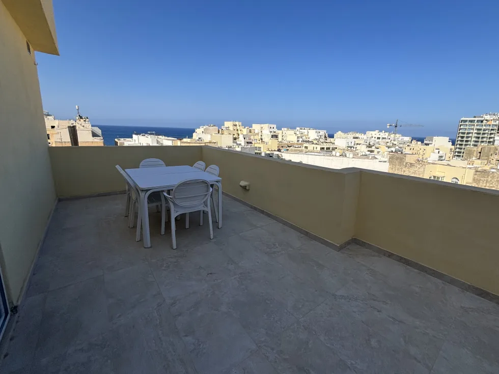 1 bed Penthouse For Rent in Sliema, Sliema - thumb 9