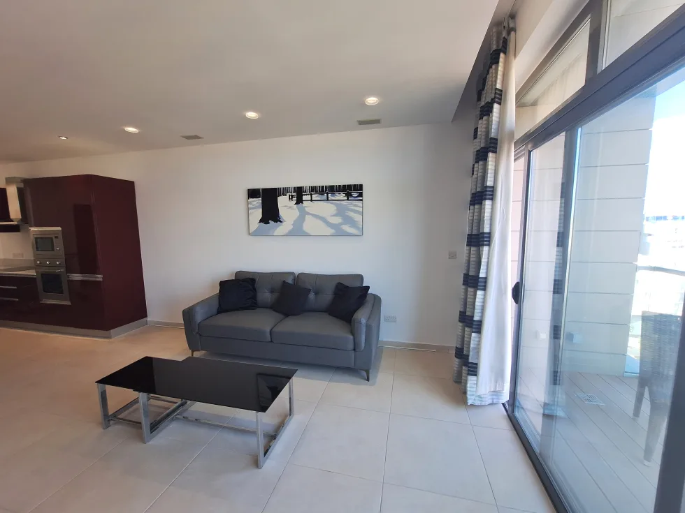1 bed Apartment For Rent in St Julian's, St Julian's - thumb 3