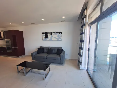 1 bed Apartment For Rent in St Julian's, St Julian's - thumb 3