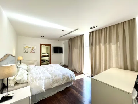 4 bed Apartment For Rent in Sliema, Sliema - thumb 12